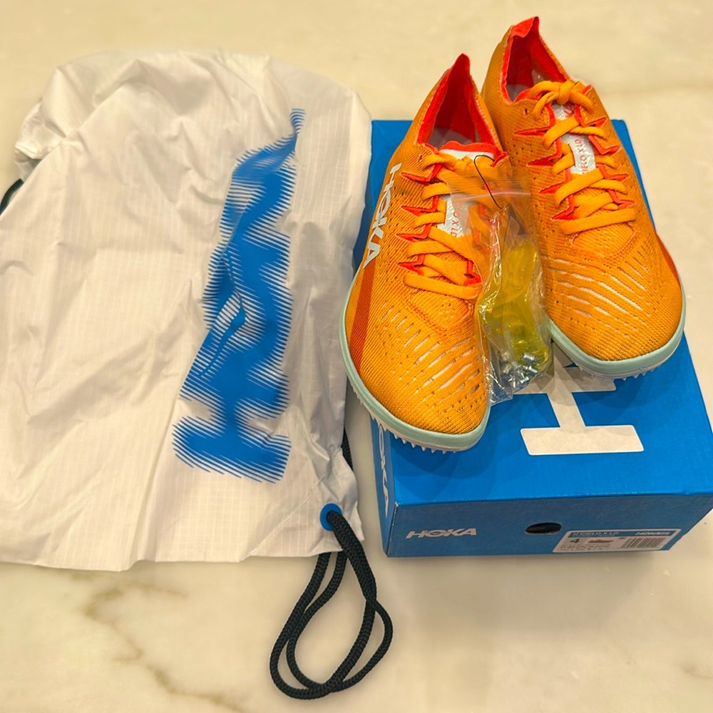 HOKA Cielo X LD Track Spikes